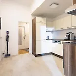 Apartment In Geidorf Graz