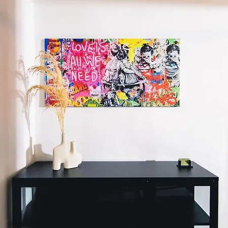 Apartment Elegantes Mit Terrasse Graz