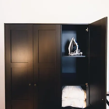 شقة Elegantes Mit Terrasse *