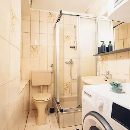 Elegantes Mit Terrasse شقة *