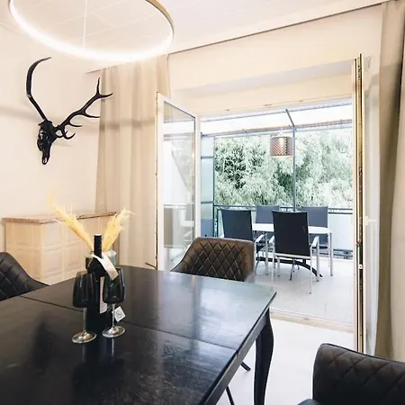 Elegantes Mit Terrasse * Graz