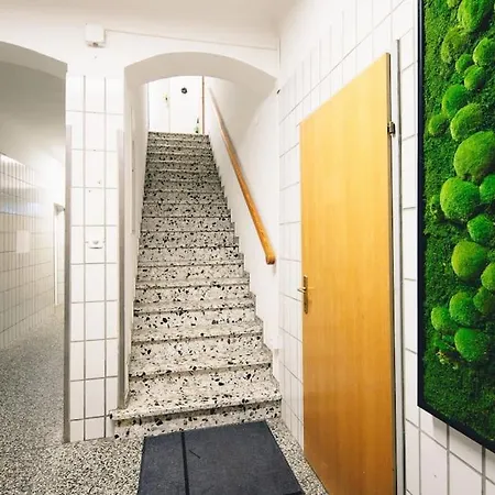 Apartment Elegantes Mit Terrasse *