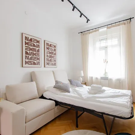 Apartment In Geidorf Graz
